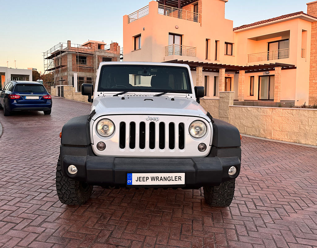 Jeep Wrangler Sahara