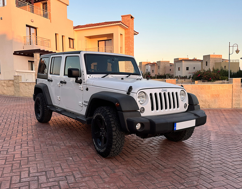 Jeep Wrangler Sahara